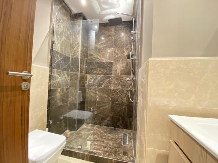 Pearl 13 - Brand New, Luxury & Elegant W/ Balcony Apartamento Casa Blanca