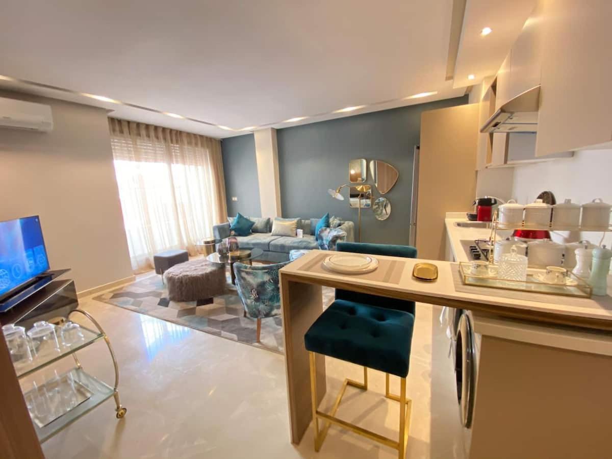 Pearl 13 - Brand New, Luxury & Elegant W/ Balcony Apartamento *